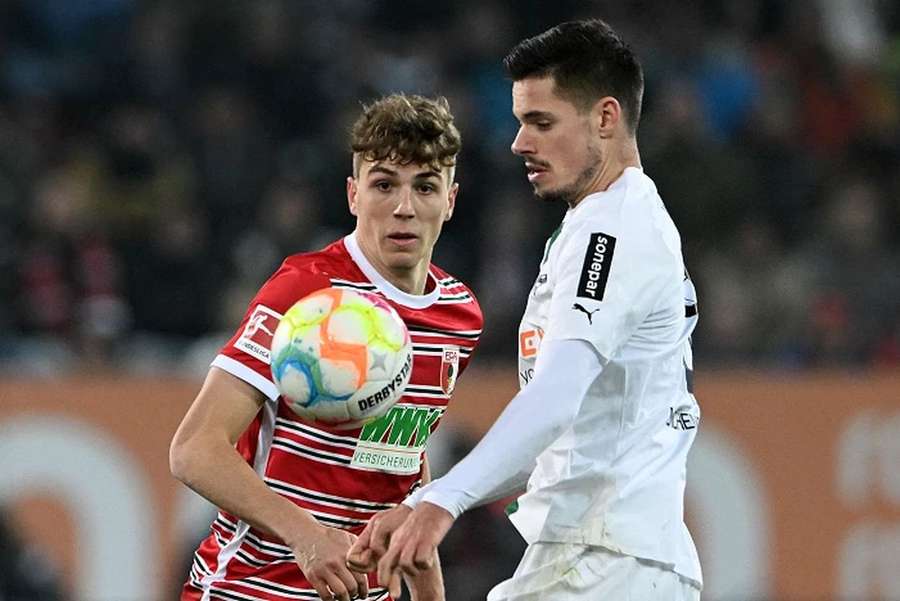 Weigl soma 19 jogos oficiais pelo Borussia Monchengladbach