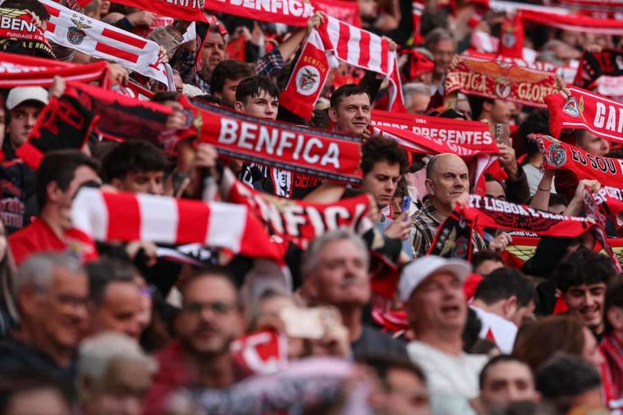 Benfica vai jogar no Algarve