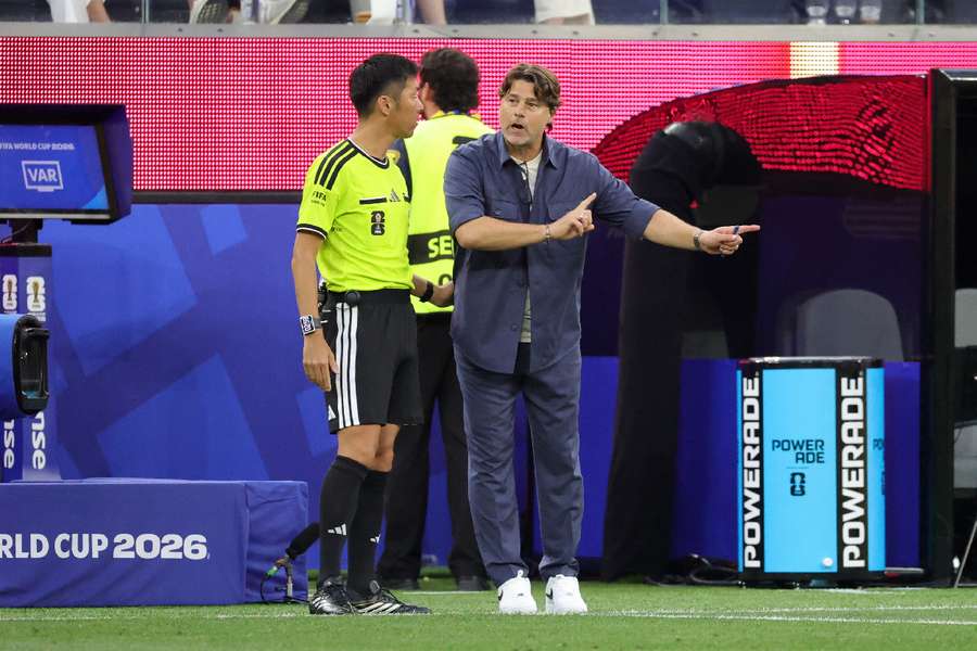 Pochettino on the touchline Pochettino on the touchline