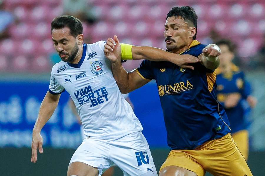 Bahia empatou com o Retrô e avançou Bahia empatou com o Retrô e avançou
