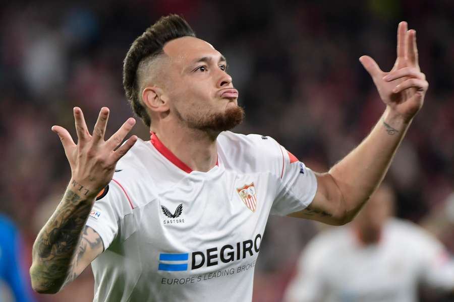 Ocampos, clave para el triunfo del Sevilla ante el SPV Eindhoven por 3-0