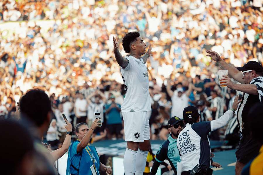 Igor Jesus of Botafogo celebrates his goal against PSG during the FIFA Club World Cup 2025