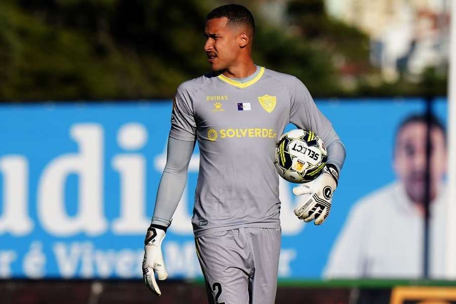 Gabriel Batista, guarda-redes do Santa Clara