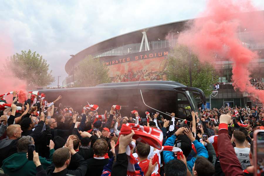 L'esterno dell'Emirates Stadium