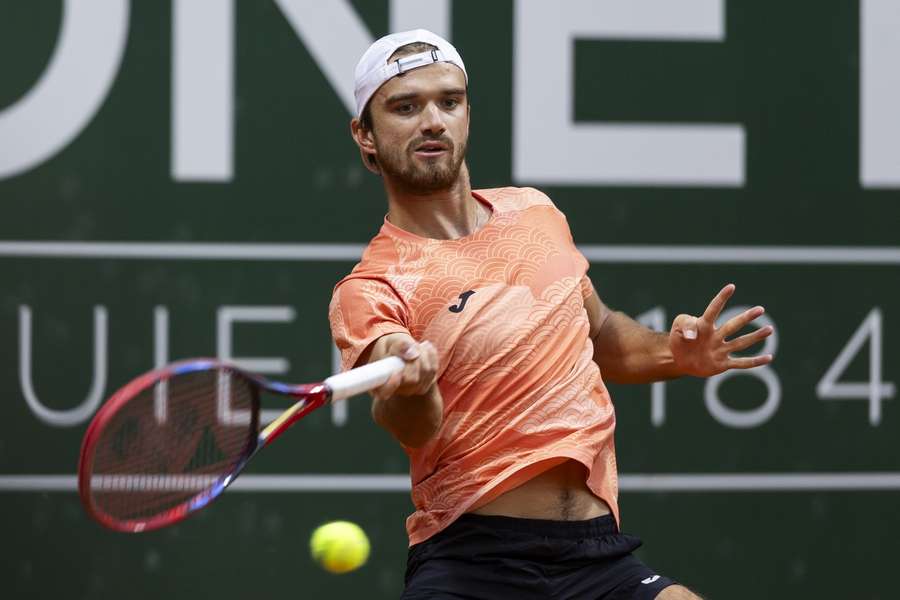 Tomáš Macháč do druhého kola deblu na turnaji v Halle nepostoupil.