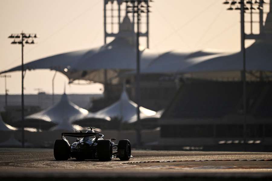 O monolugar de Valtteri Bottas durante os testes no Bahrein