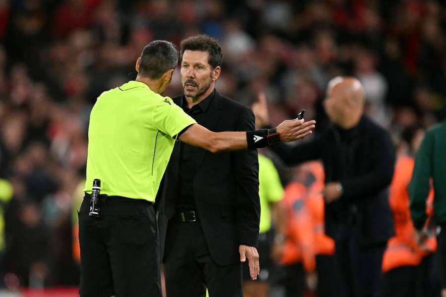 Simeone, tras su expulsión