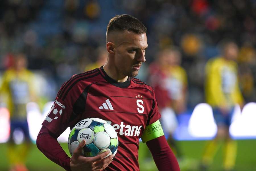 Lukáš Haraslín sa v derby nepresadil.