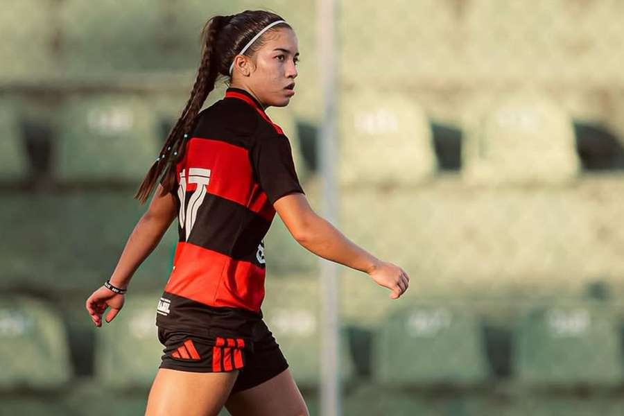 Yasmin ao serviço do Flamengo Yasmin ao serviço do Flamengo