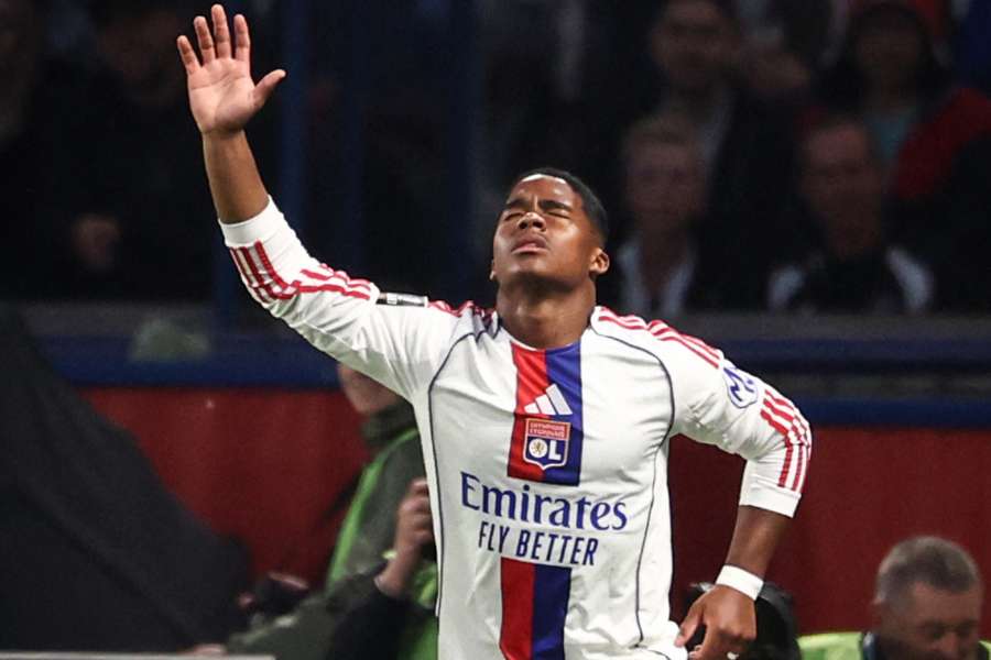 Endrick brilhou com início fulminante no Parque dos Príncipes