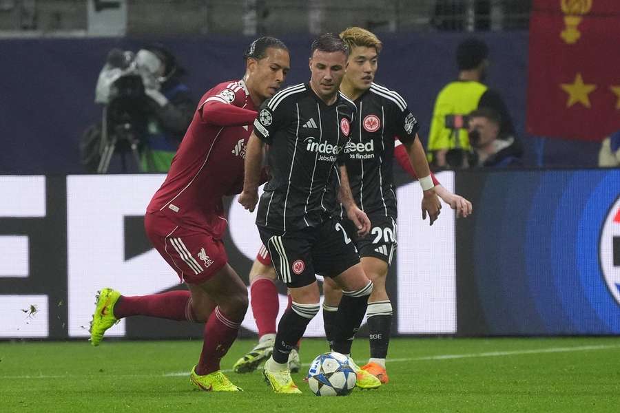 Eintracht Frankfurt veteran Gotze: Liverpool corners hurt us Eintracht Frankfurt veteran Gotze: Liverpool corners hurt us
