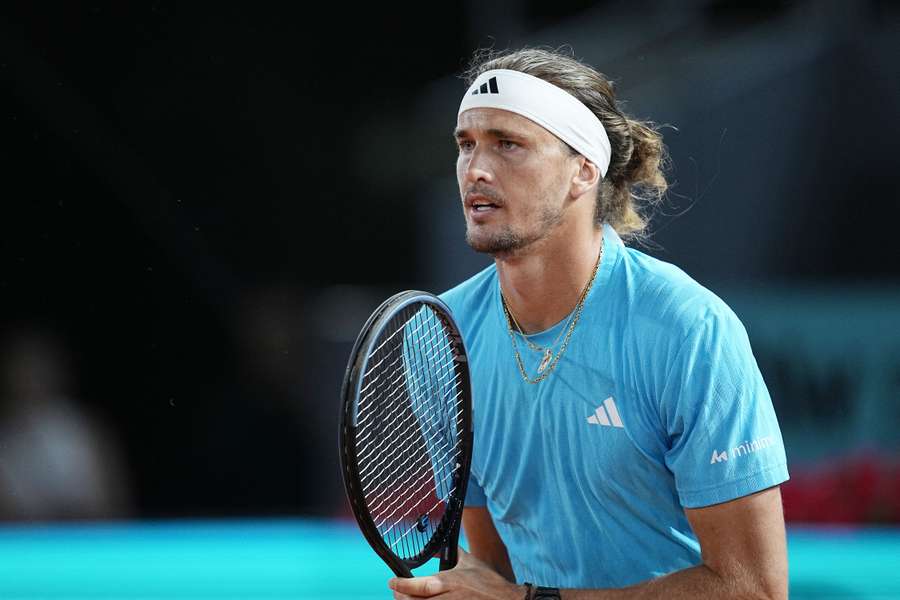 Alexander Zverev zkusí ukončit dlouhou neporazitelnost Jannika Sinnera.