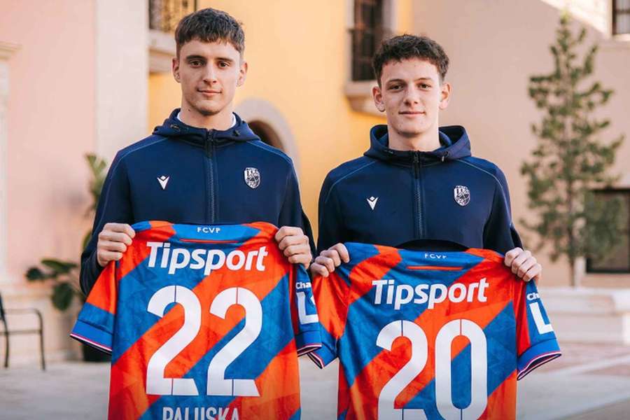 Jiří Maxim Panoš a Jan Paluska prodloužili v Plzni smlouvy. Jiří Maxim Panoš a Jan Paluska prodloužili v Plzni smlouvy.