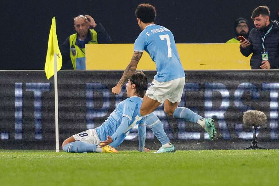 Jovem de 17 anos saltou do banco para apontar o primeiro golo na Serie A