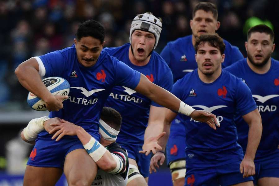 Les même Bleus vainqueurs en Italie défieront l'Irlande.