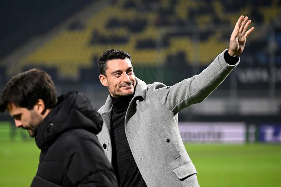 Albert Riera tritt am Montag seine Trainerstelle bei Eintracht Frankfurt an. Albert Riera tritt am Montag seine Trainerstelle bei Eintracht Frankfurt an.