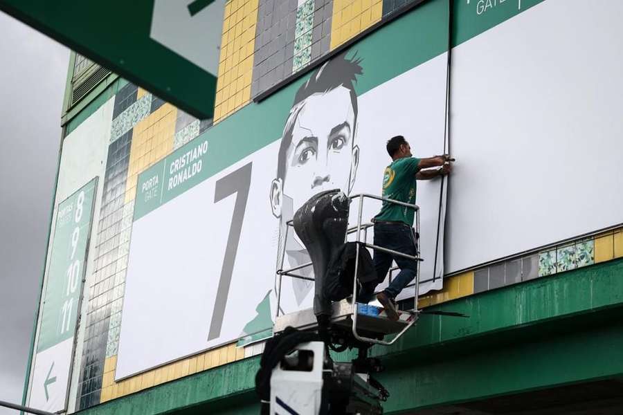 Porta Cristiano Ronaldo, a número 7, no Estádio José Alvalade