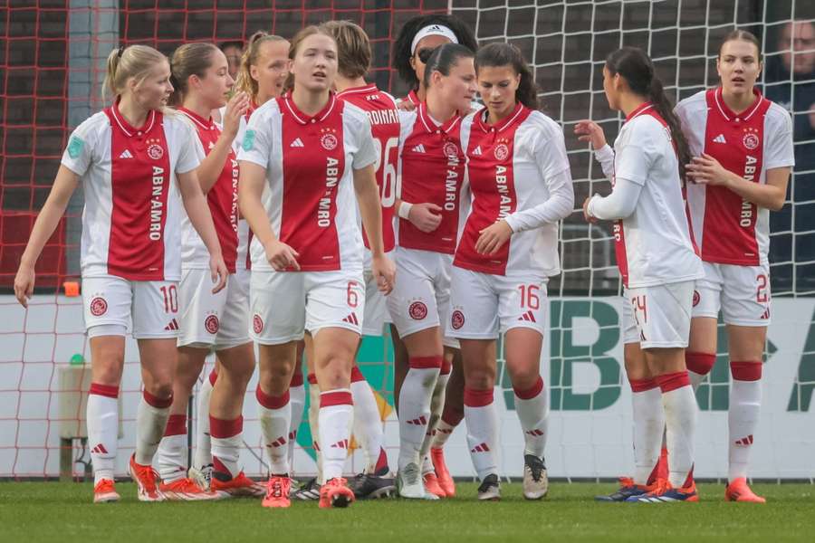 Ajax is de nieuwe koploper van de Vrouwen Eredivisie