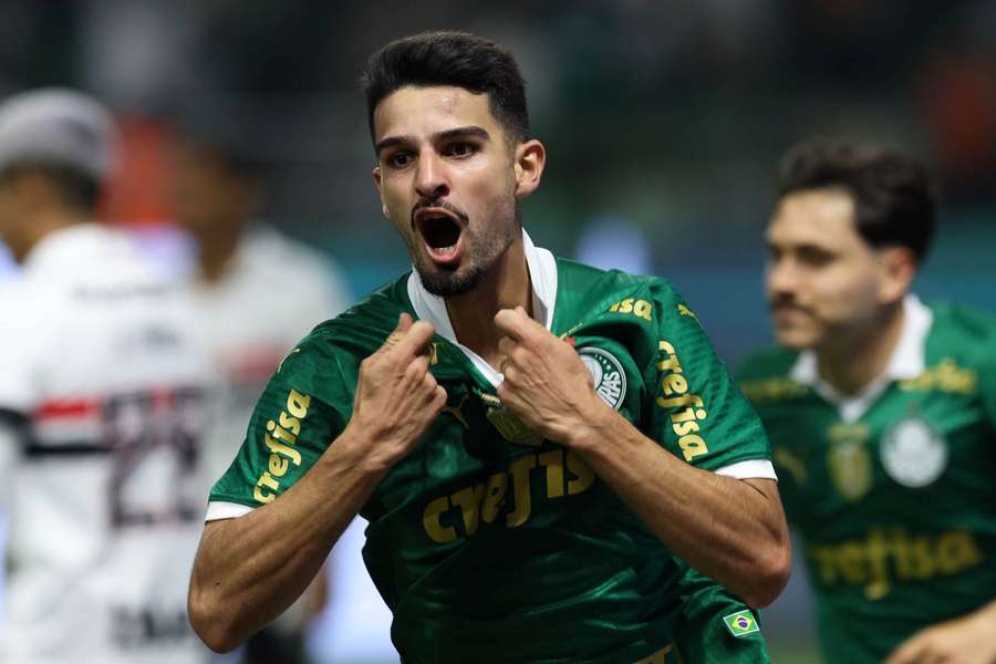 Flaco López foi o herói do Palmeiras contra o São Paulo