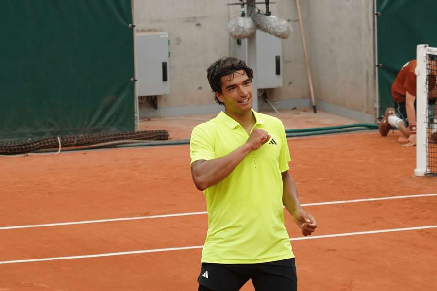 Henrique Rocha enfrenta Ruud na quarta-feira