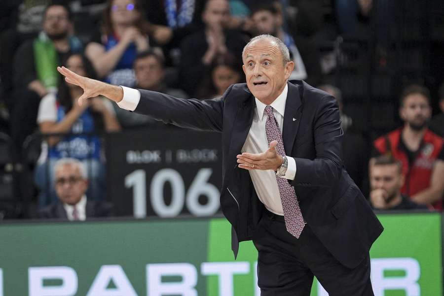 Ettore Messina le 7 novembre.