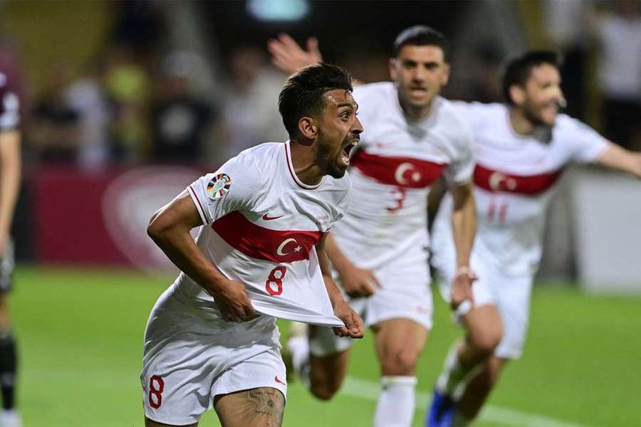 A Turquia venceu com um golo aos 95 minutos