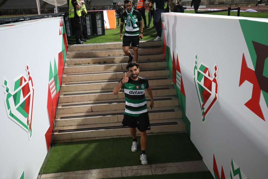 Ricardo Esgaio tinha mais um ano de contrato mas vai rescindir com o Sporting