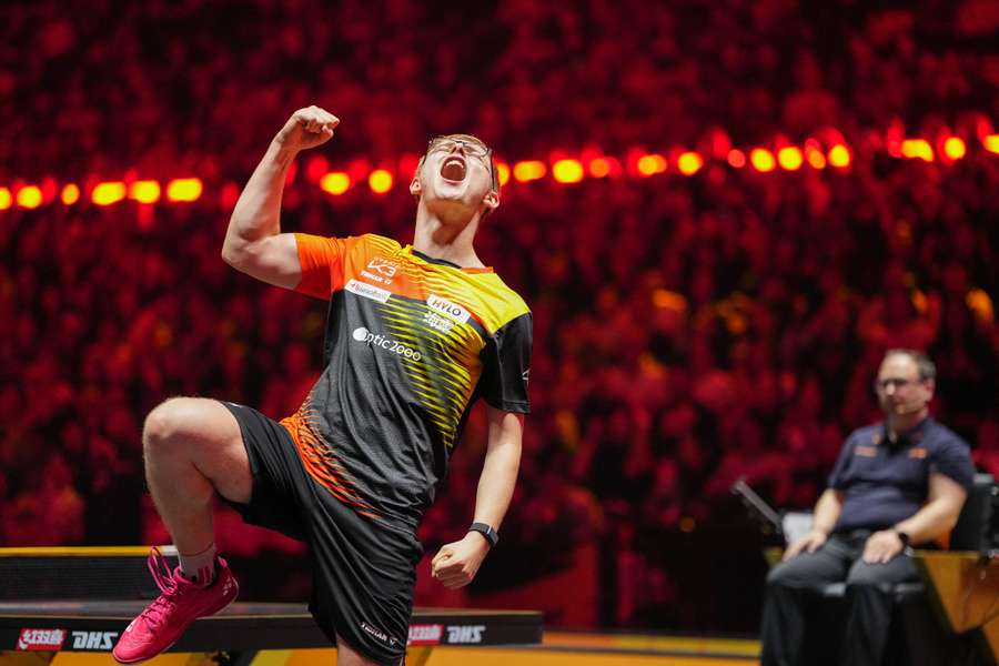 Félix Lebrun célébrant sa victoire ce vendredi.