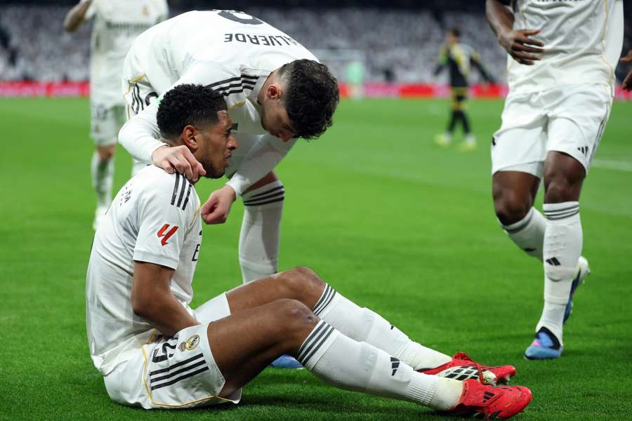 Bellingham blessé à la cuisse gauche et absent environ un mois