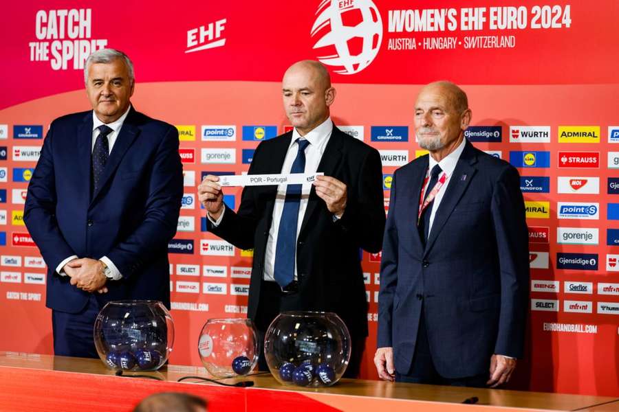 Andebol: Portugal vai disputar com Montenegro play-off de acesso ao Mundial feminino