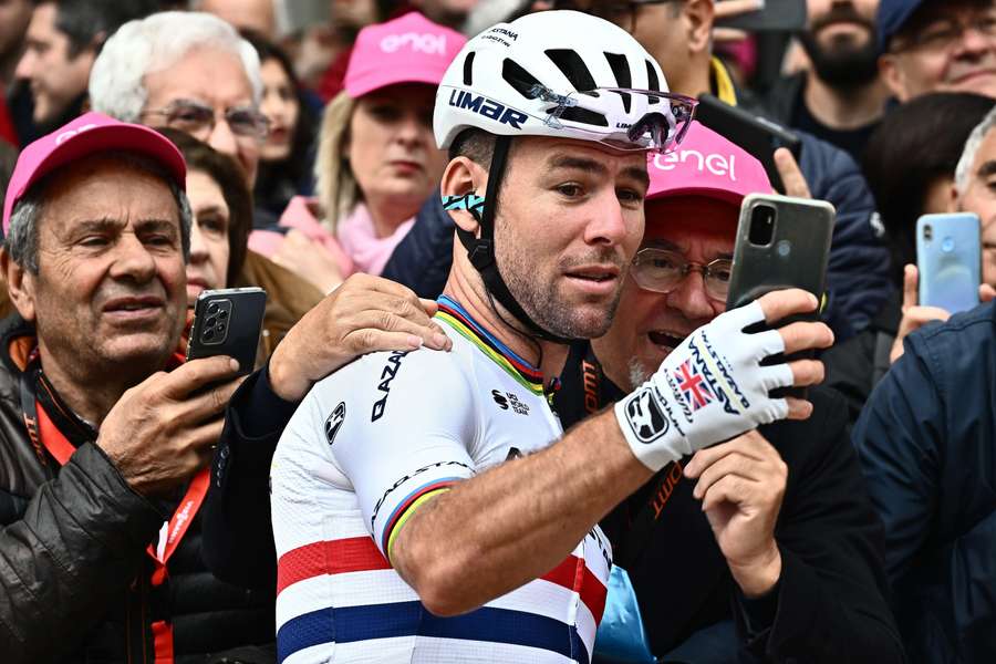 De Britse wielrenner Mark Cavendish beëindigt na dit seizoen zijn loopbaan