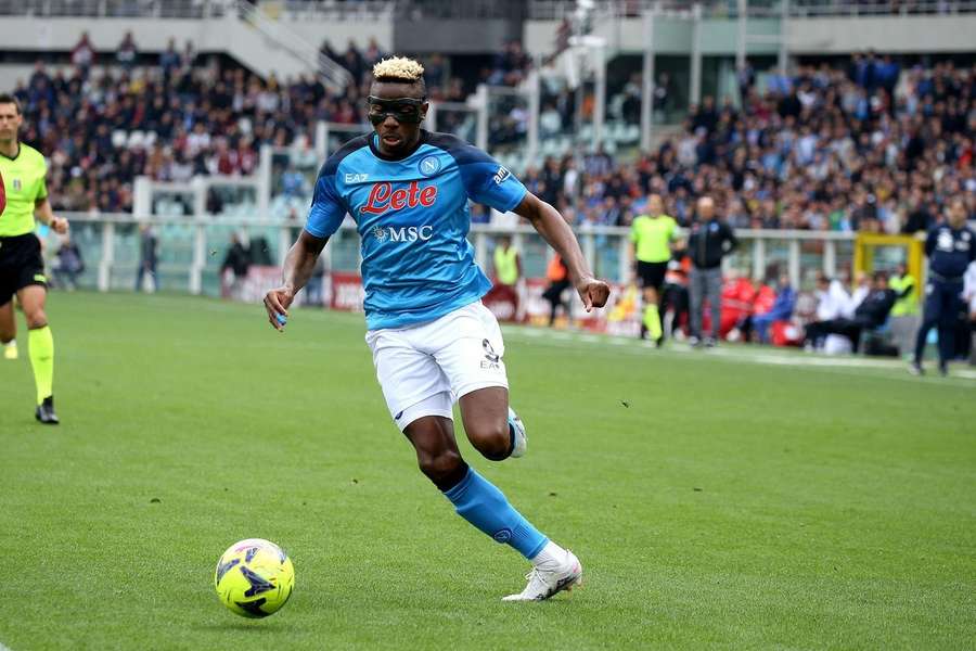 Manchester United și Chelsea se bat pentru vedeta lui Napoli