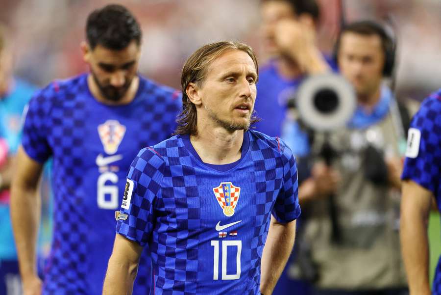 Croácia estreou com derrota para Inglaterra por 4 a 2 Croácia estreou com derrota para Inglaterra por 4 a 2