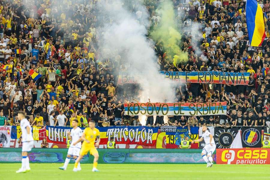Niepokojące scenariusze! Co grozi Rumunii po przerwaniu meczu z Kosowem