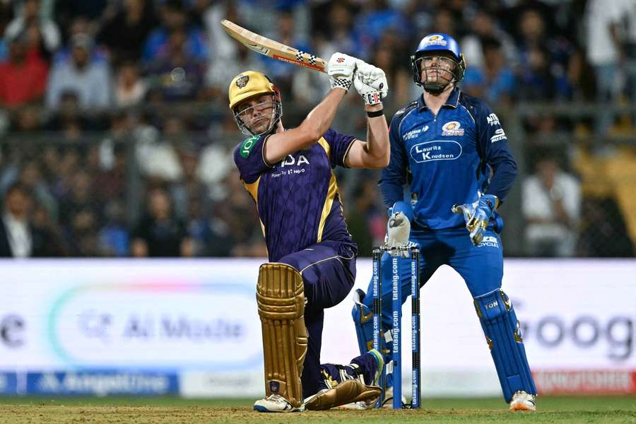 Cameron Green plays an attacking shot against Mumbai Indians at the weekend.