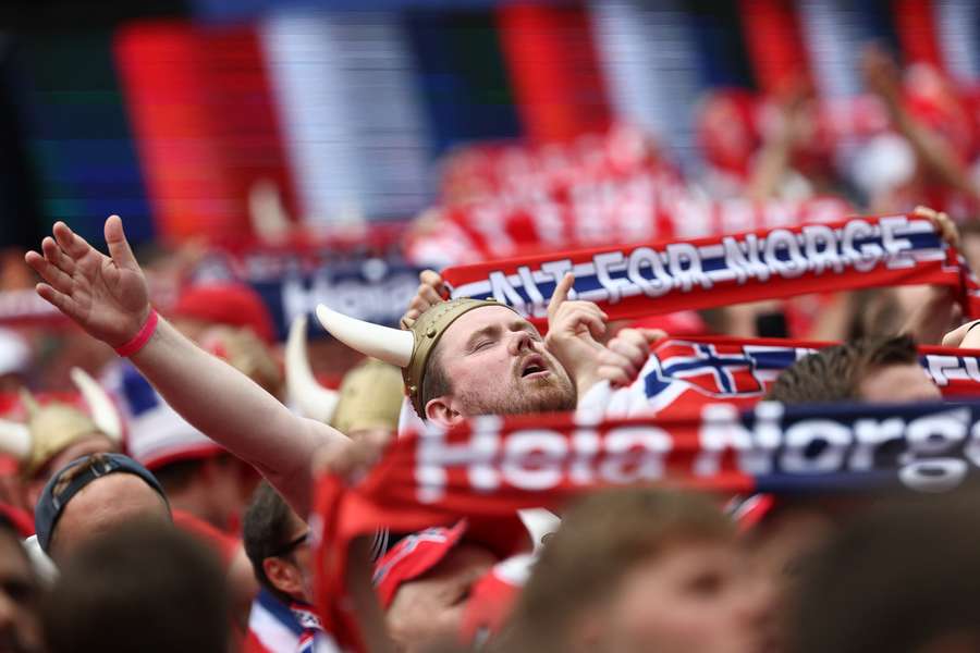 Torcida nórdica foi mais uma vez o destaque nesta Copa do Mundo