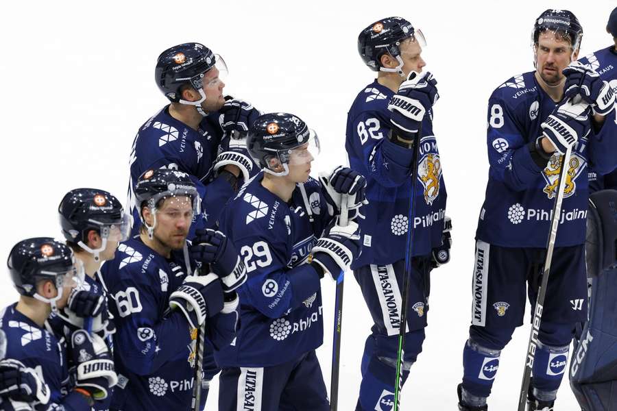 L'équipe de Finlande lors de la défaite face à la Suède le 17 décembre.