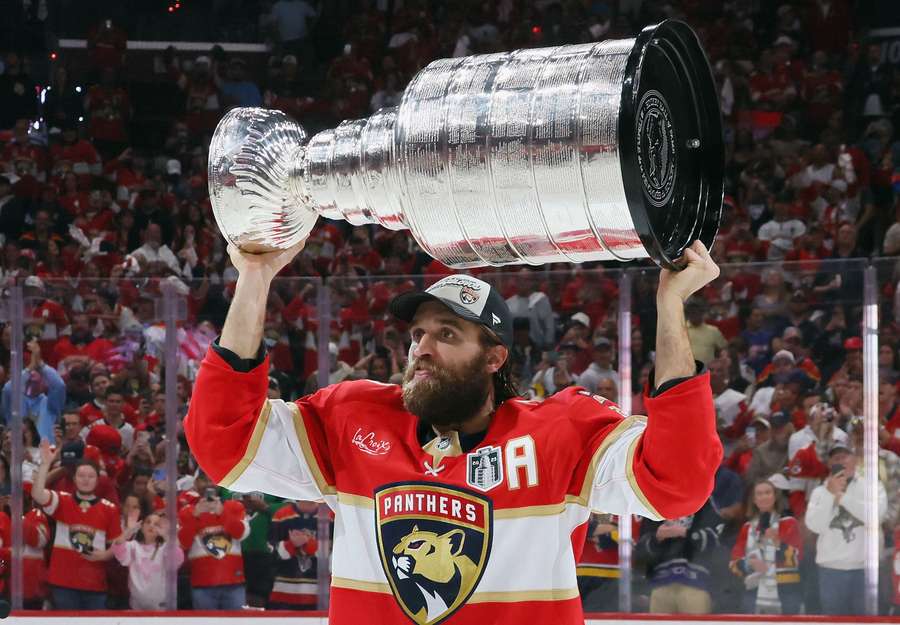 Ekblad dal Floride výraznú zľavu. Ekblad dal Floride výraznú zľavu.