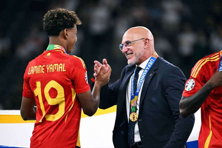 Lamine Yamal și Luis de la Fuente Lamine Yamal și Luis de la Fuente