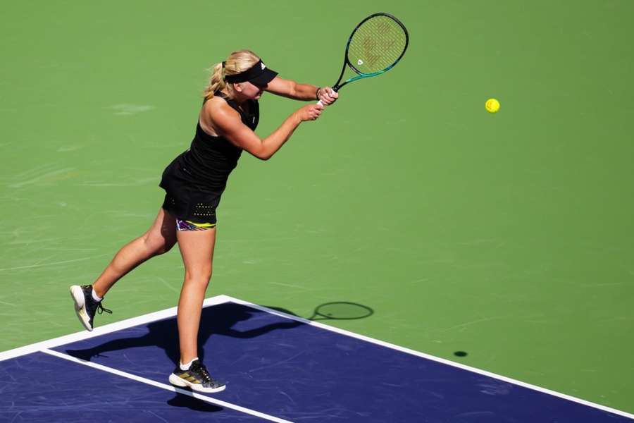 Fredag kan Clara Tauson kvalificere sig til årets French Open med en sejr over svenske Mirjam Björklund.