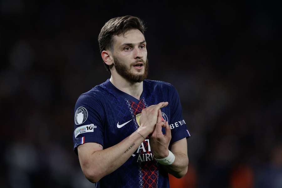 Khvicha Kvaratskhelia está em uma forma incrível na Europa