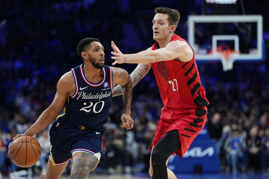 Krejčí dal v NBA devět bodů, basketbalisté Portlandu ale s Philadephií prohráli