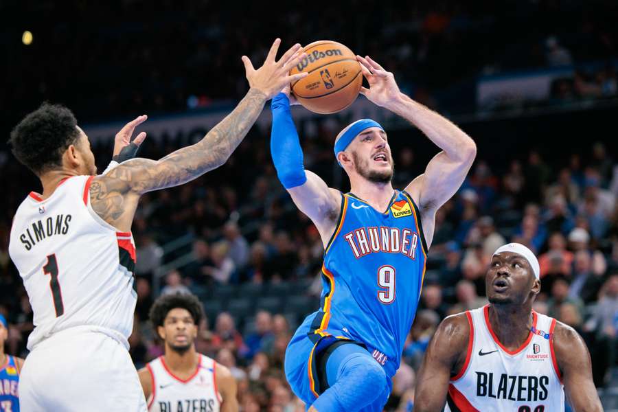 Los Thunder tumban a Portland en la NBA.