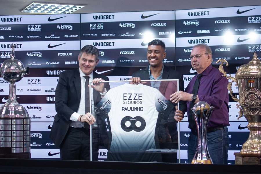 Paulinho został uhonorowany przez Corinthians po odejściu z klubu