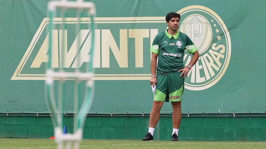 O Palmeiras de Abel está mais agressivo no mercado O Palmeiras de Abel está mais agressivo no mercado