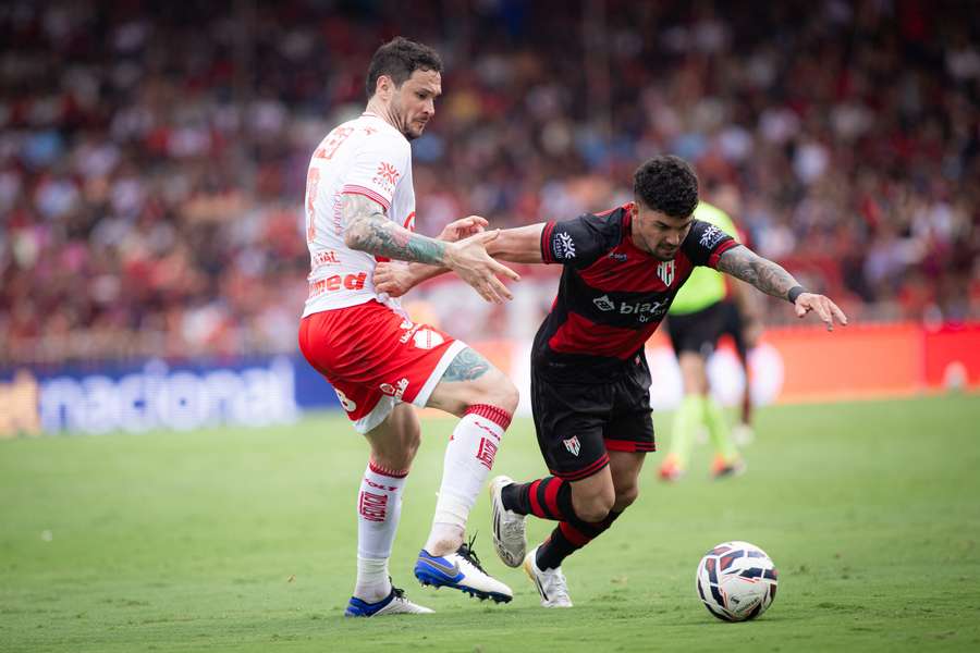Atlético-GO fez valer mando de campo contra rival