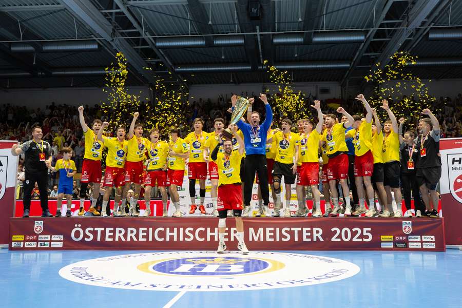 FÖRTHOF UHK Krems krönt sich zum Handball-Meister 2025