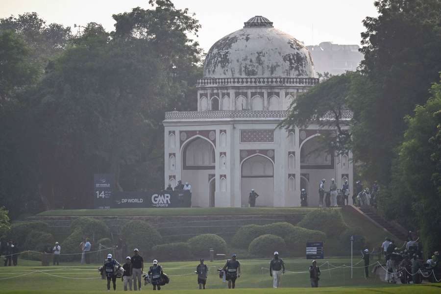 Monos, tumbas y Rory McIlroy: curiosidades del torneo de Nueva Delhi