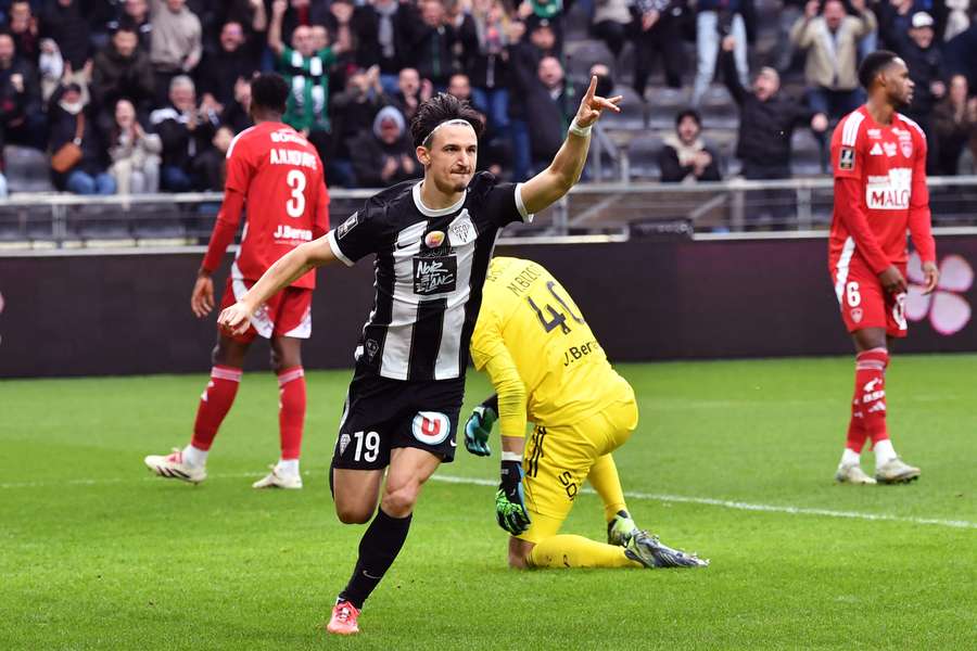 Lepaul put his team ahead early on