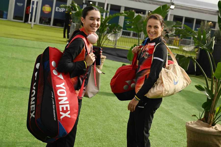 Eva Lys (l.) und Tatjana Maria (r.) im DTB-Dress.
